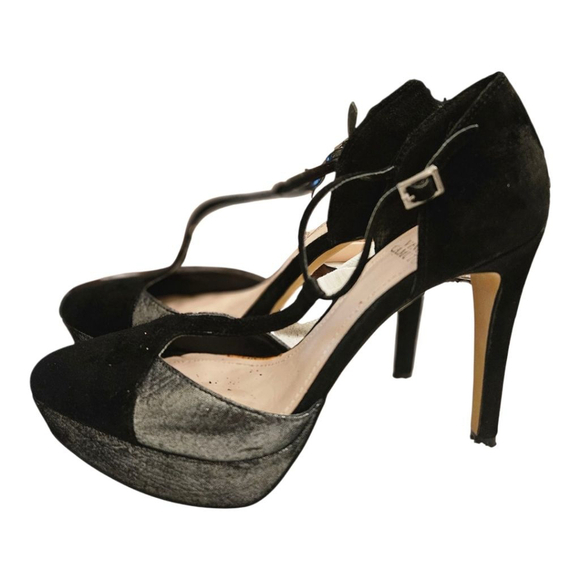 Vince Camuto Heels Size
8.5 M Black and Silver - Picture 3 of 9